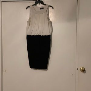 Dress Barn Collection Off White/Black Size 14